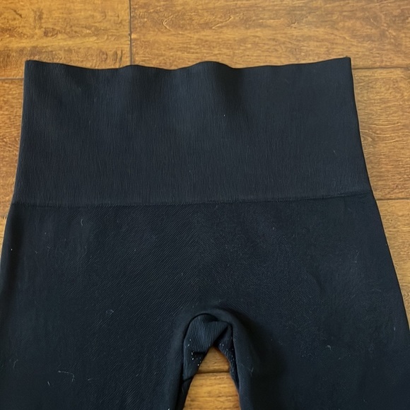 Spanx Look At Me Now Seamless Side Zip Leggings - Picture 8 of 12